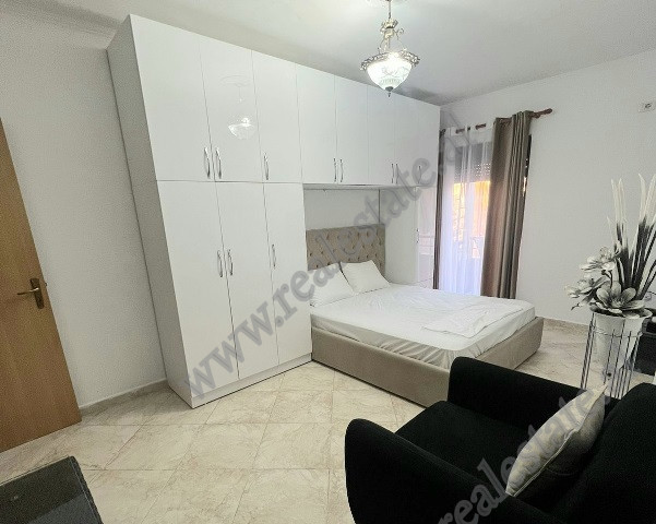 Studio for rent on Myrteza Topi street in Tirana.
The apartment&nbsp;is located on the third floor 